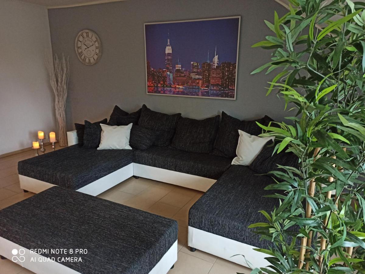 Appartamento Sky Night Loft Düren - Eifel Esterno foto