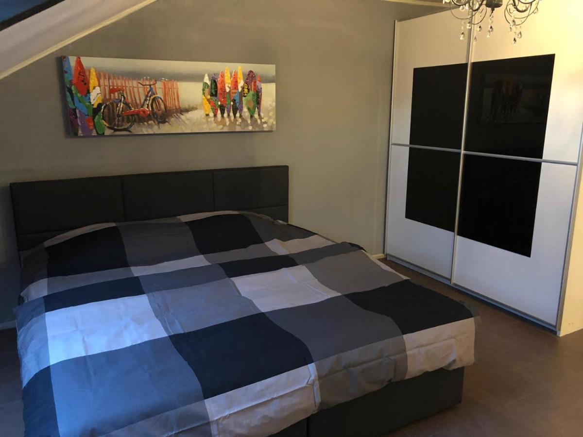 Appartamento Sky Night Loft Düren - Eifel Esterno foto