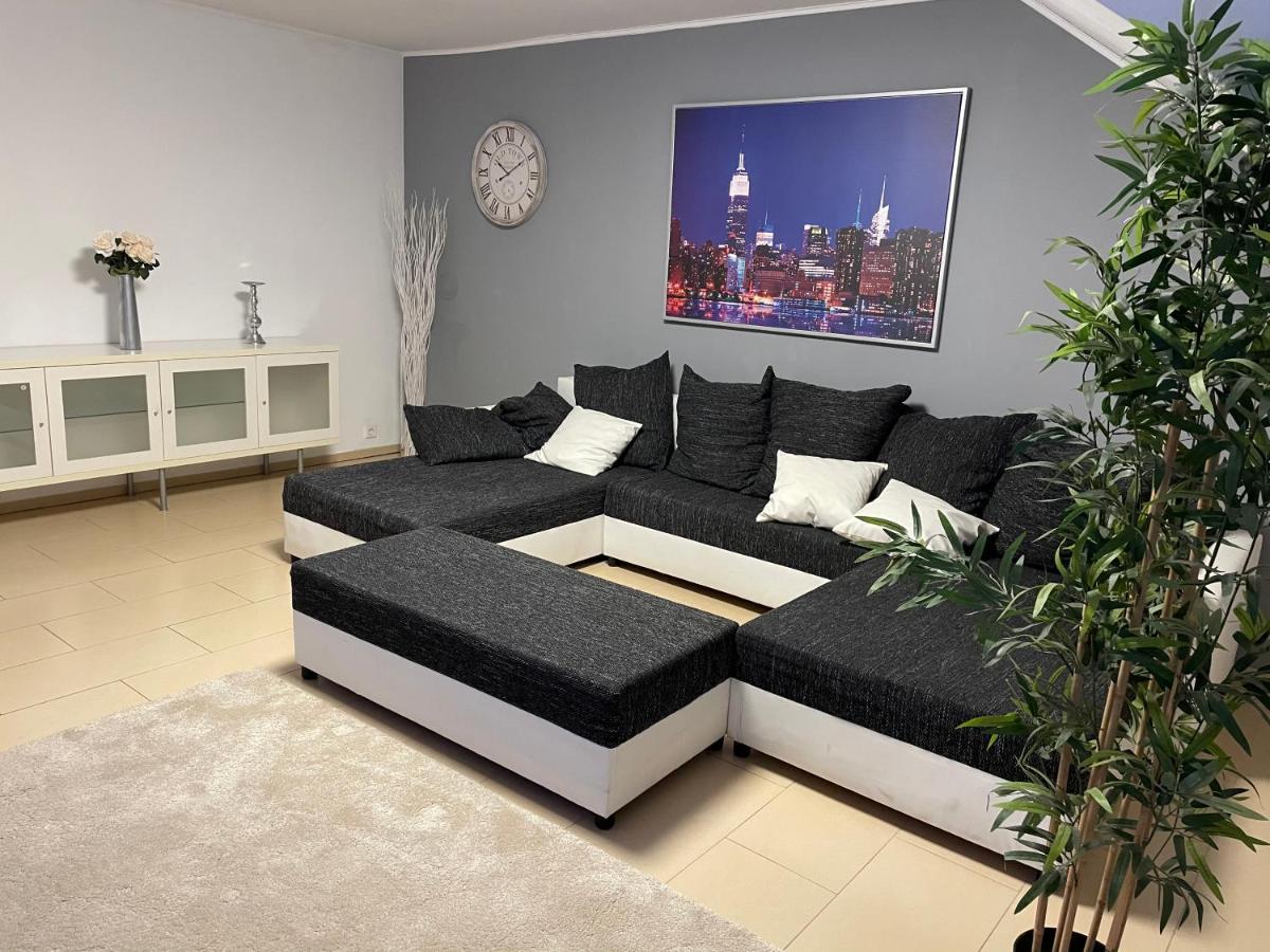 Appartamento Sky Night Loft Düren - Eifel Esterno foto